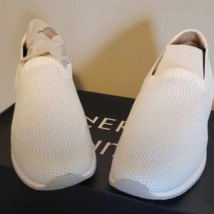 Naturalizer Lafayette White Knit Slip-On Sneakers